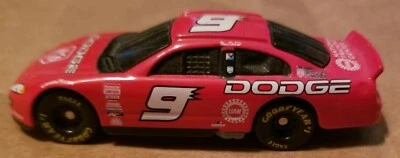 2001 #9 Bill Elliott Dodge Dealers 1/64 NASCAR Diecast Loose - Image 1 of 3