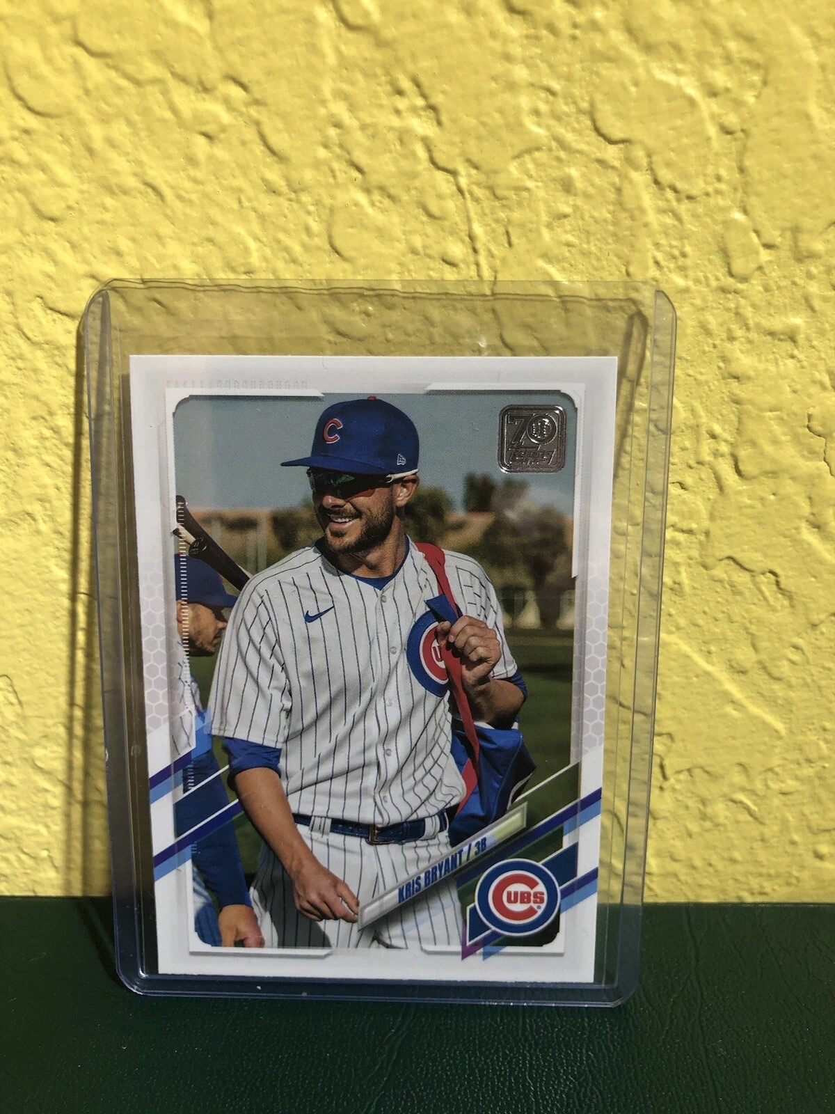 2021 Topps Series 2 Image Variation SSP Kris Bryant #660 Chicago Cubs (Code 442)