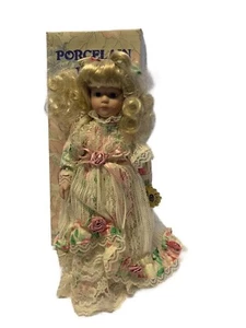Muñeca de porcelana vintage creación chile puupee bisque muñeca amorosa en caja - Imagen 1 de 9