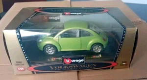 BURAGO Volkswagen New Beetle Green VW  1:24 Boxed 1/24 Italy Bburago Car - Picture 1 of 6