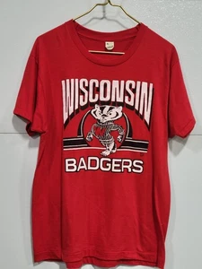 Vintage 1980s University Of Wisconsin Badgers Red XL Srceen Stars Tshirt Tee - Bild 1 von 7