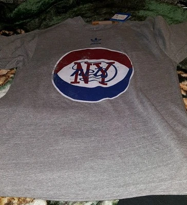 NUEVO CON ETIQUETAS CAMISETA TOP ADIDAS RETRO/VINTAGE PARA HOMBRE NY NETS BALONCESTO NBA GRIS LOGO S Foto 1 de 4