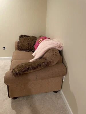 Couch+Pillow Set(blankets not included) - Image 1 of 2