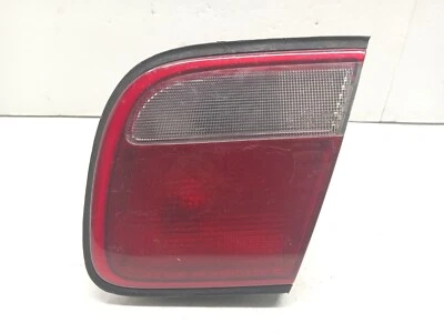 1995 - 1998 MAZDA MILLENIA PASSENGER RIGHT SIDE INNER TAIL LIGHT OEM, 166-58720R — 第 1/4 张图片