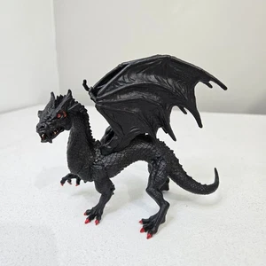 2010 Black Forest Twilight Dragon Fantasy Figure Safari Ltd Red Eyes Nails 5" - Picture 1 of 7