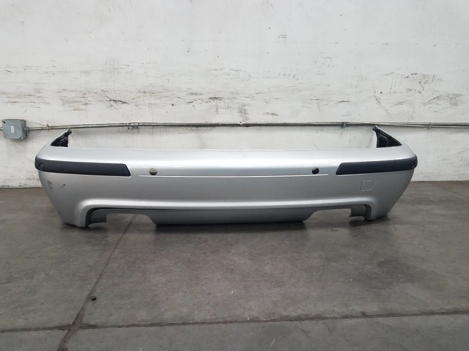 2002 宝马 M5 E39 后保险杠/加固冲击杆 #0823 i7 — 第 1/4 张图片