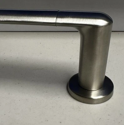 Toallero Kohler Kumin 24" 97882-BN níquel cepillado Foto 1 de 4