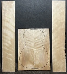 FLAMED, CURLY SPALTED YELLOW BIRCH BACK AND SIDES SET  FOR UKULELE BARITONE. - Imagen 1 de 8