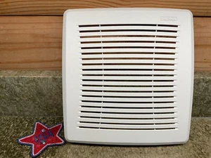 NEW BROAN NUTONE EXHAUST BATHROOM FAN GRILL COVER 99111313 - Picture 1 of 3