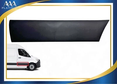 Moldura de puerta lado derecho para Mercedes Benz Sprinter 1500-3500XD 2019-2024 Foto 1 de 4