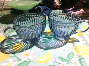 2 Lt Blue Glass Coffee Cups Mugs Quilted Bubble Pattern 12 oz. Beauties 4.25" - Picture 1 of 7