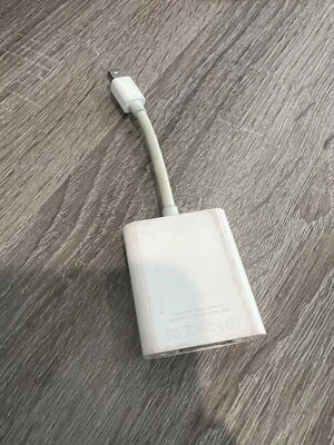 Genuine Apple 15 Pin Mini DisplayPort To VGA Adapter For Mac A1307 Thunderbolt - Image 1 of 4