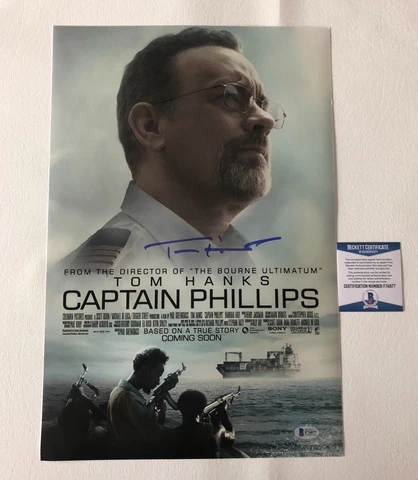 'CAPTAIN PHILLIPS' TOM HANKS SIGNED 12X18 PHOTO AUTHENTIC AUTOGRAPH BECKETT BAS Cover