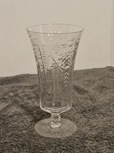 Schöne Vintage Kristall geätzt Blatt Muster klare Weingläser 6,5" Höhe - Bild 1 von 6