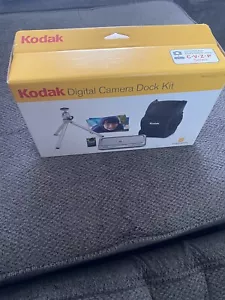 Kodak Digital Camera Dock Kit ACC-CD1 Includes Tripod, Bag, Docking Station - Picture 1 of 2