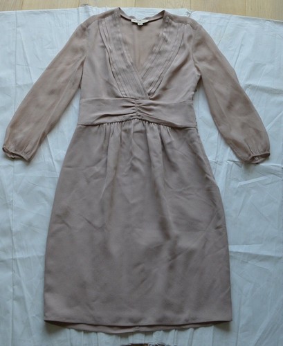 Burberry Nude Crepon Long Sleeve Pleated Silk V Neck Dress Womens UK8 US6 IT40