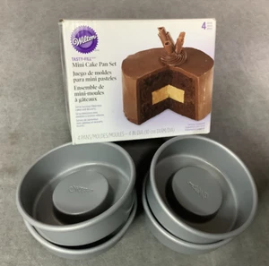 Set of 4 Wilton Mini Cake Pans - 4" Non-stick Pans - Original Box - Picture 1 of 11