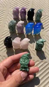 wholesales 13pcs 1.6'' many type of quartz carved santa - Picture 1 of 7