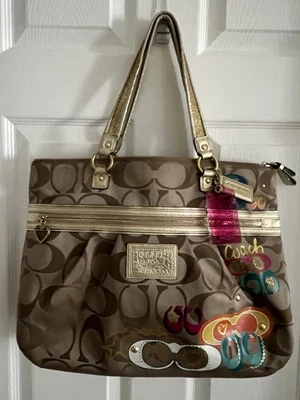 Bolso de Hombro Coach Poppy Applique Bolso de Bolsillo F20099 Raro Edición Limitada. Foto 1 de 4