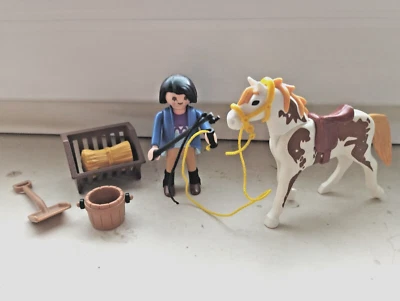 Playmobil à 5107 Knabstrupper avec boite à chevaux personnage, cavalière, fouet, lot - Photo 1/4