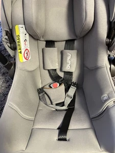Nuna Pipa Urbn Babyschale – ohne Basis • Ultraleicht • Integriertes ISOFIX - Bild 1 von 7