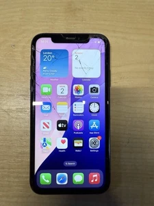 Apple iPhone XR | 64GB | Unlocked | Cracked screen and back | Read description - Zdjęcie 1 z 9