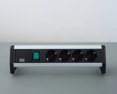 BACHMANN 339.0055 • Multipresa Desk Alluminio • Schuko 4 prese • GTS18 - Immagine 1 di 4