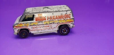 COMO ESTÁ VINTAGE HOT WHEELS REDLINE AMBULÂNCIA PARAMÉDICA HONG KONG 1974 MATTEL  - Imagem 1 de 4