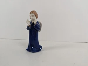Vintage GEROLD PORZELLAN Germany Porcelain Blue/White Praying Angel - 4” Tall - Picture 1 of 5