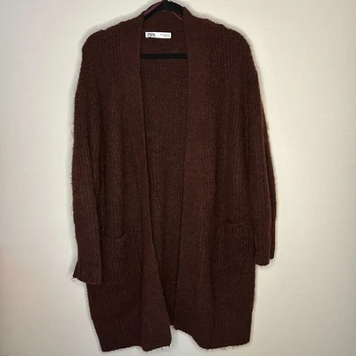 Cárdigan Suéter ZARA Tejido Difuso Borgoña Bolsillos Frontales Abiertos Mujeres Mediano De Gran Tamaño Foto 1 de 4