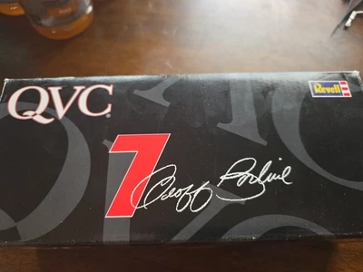 Geoff Bodine #7 QVC Ford Thunderbird 1996 1/24 Revell NASCAR diecast Foto 1 de 2