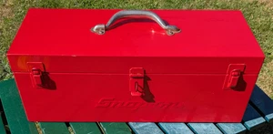 VINTAGE SNAP ON KRA24 RED METAL TOOL STORAGE BOX  W/ KTA-2 TRAY - Picture 1 of 21