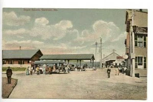 Gardiner ME Railroad Train Station Postcard - Picture 1 of 1