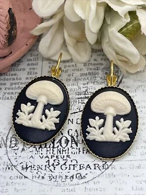 Pendientes de aniversario de boda de oro hippie de hongo años 70 camafeo cumpleaños Foto 1 de 4