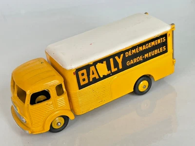 Dinky Toys No. 33AN Simca Cargo Truck "Bally" - Image 1 of 4