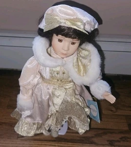 Noble Heritage Doll - Tag & Stand - EX - Free Shipping - Picture 1 of 9