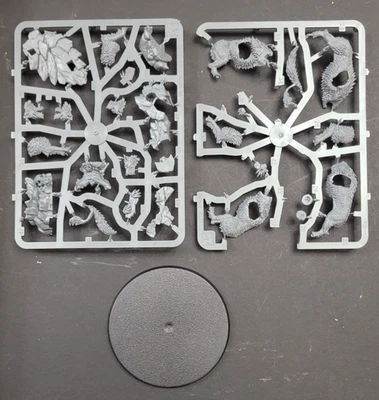 Wolves, base and rock from Logan Grimnar Space Wolves Marines Warhammer 40k - Image 1 of 2