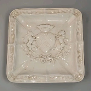 Antiguo Cenicero Cuadrado Relieve Leones Escudo de Cerámica Italiano 5x5 Italia - Imagen 1 de 8