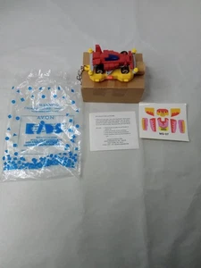 Lanzador Avon Kids Mini Race Rojo Coche Amarillo Nuevo de Lote Antiguo con Pegatina B25* Nuevo Caja Abierta - Imagen 1 de 3