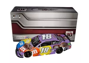 HANDSIGNIERT 2021 Kyle Busch #18 M&M's FUDGE BROWNIE signed 1/24 Diecast Auto COA - Bild 1 von 4