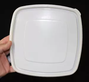 Rubbermaid 8,5" Servierschoner Quadrat #3 MANDEL Ersatz Druckknopf Deckel Dichtung 0013 EUC - Bild 1 von 9