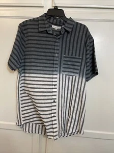 Sovereign Code Men's Size L Black Striped Short Sleeve Button Up Shirt - Picture 1 of 5