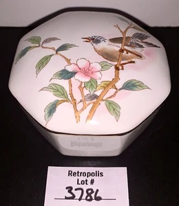 Caja de baratijas octágono floral de cerámica tapa dorada pájaro flor de cerezo - Imagen 1 de 10