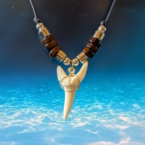 Mens Necklace Shark Tooth Replica Pendant Surf Surfer Tribal Ocean Bead Bracelet - Picture 1 of 9