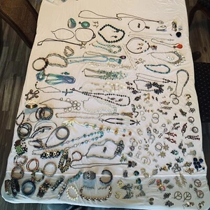 925 & VTG Costume Jewelry Lot 7+ Lbs 160+ Items Lisner Monet Ann Klein Avon+ EUC - Picture 1 of 24