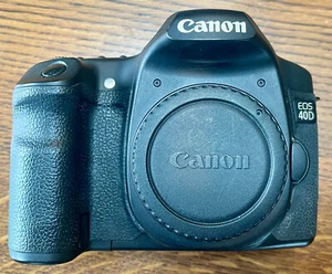 Canon EOS 40D. 10.1 MegaPixel DSLR. Includes Battery & Charger. - Picture 1 of 10