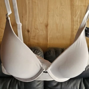 Tommy Hilfiger Micro T-Shirt BH Gr. 36C Neu mit Etikett weiß Bügel leicht gefüttert Logo - Bild 1 von 5