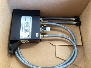 NUEVA caja de control Moen 177569 con conjuntos de manguera de suministro para grifo de cocina B144 - Imagen 1 de 2
