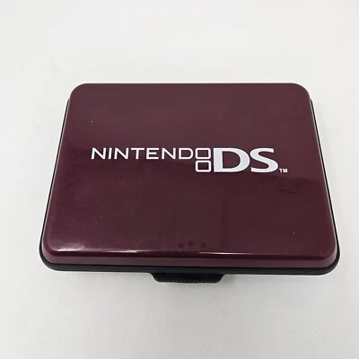 Estuche de viaje de transporte Nintendo DS Power A carcasa rígida granate 7” X 5,25” Foto 1 de 4