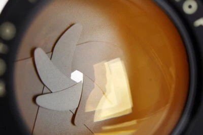 Mamiya Sekor SX Auto 1.4/55mm f/1.4 55mm for M42 Yellow Coating 6 Blades No33699 - Image 1 of 4